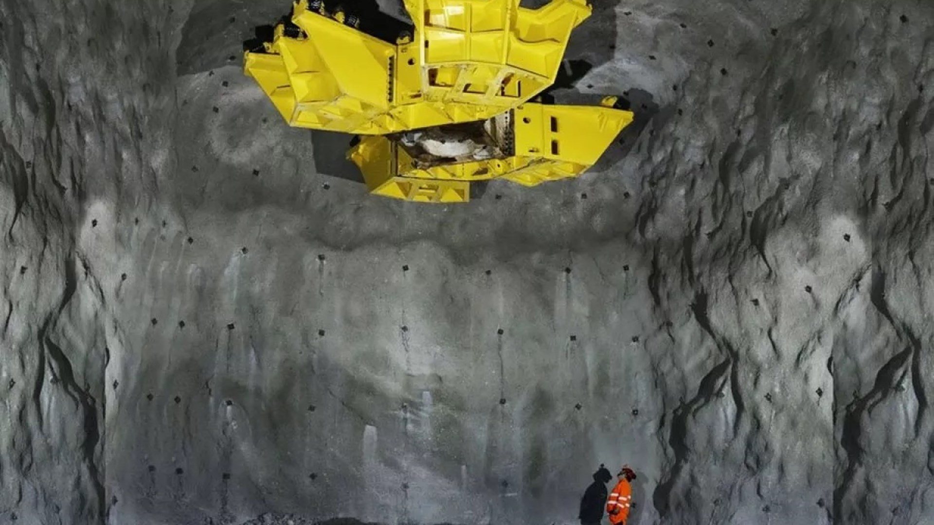 Master Dralling Master Drilling Europe & Pyramid