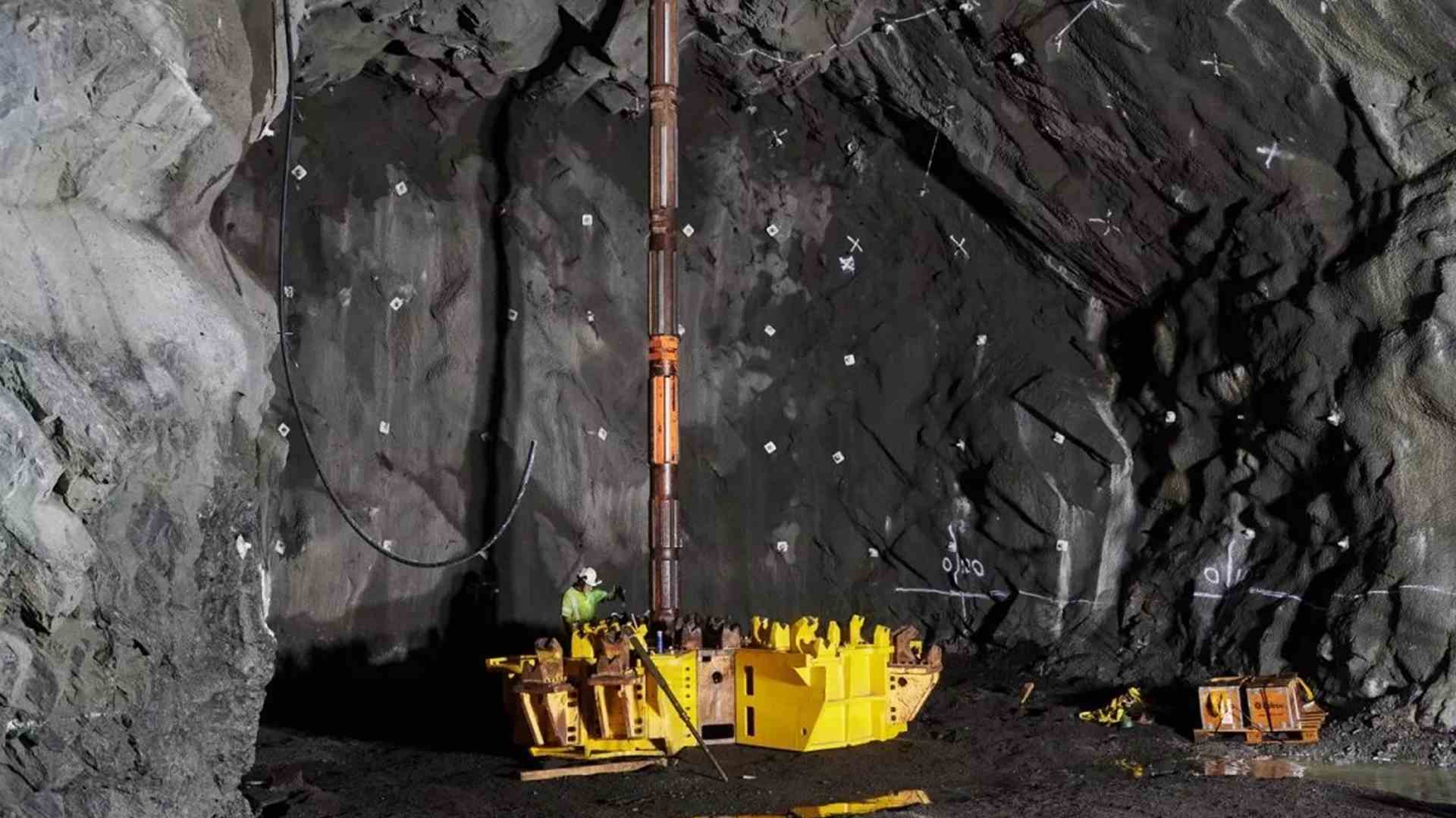 Master Dralling Master Drilling Europe & Pyramid